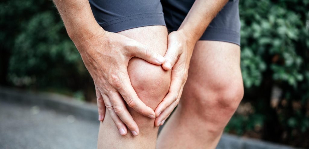 man's leg with a meniscus tear