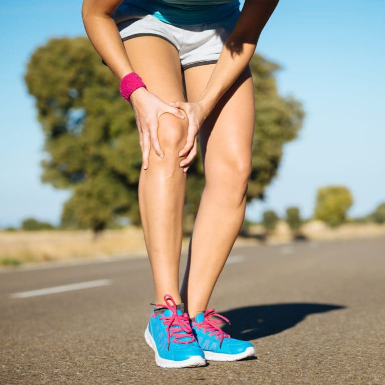 woman with knee pain
