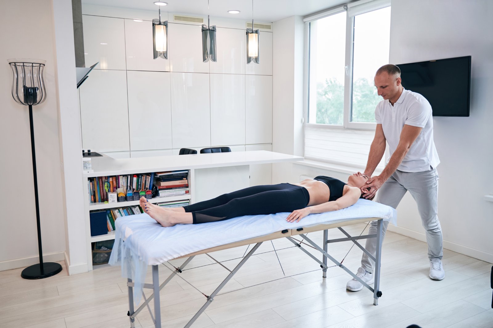 Chiropractic Adjustment Near Me, Chiropractic Adjustment Niles, IL, Chiropractor Near Me, Chiropractor Niles